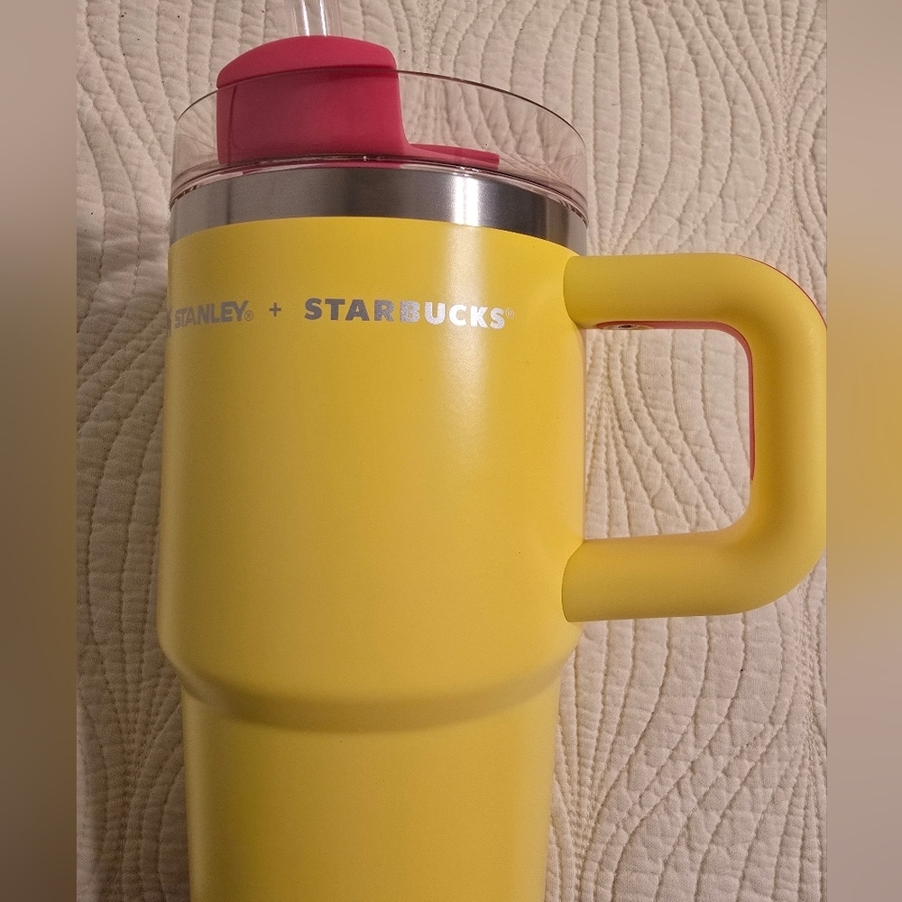 NWT Starbucks X Stanley 2026 Limited Edition LATAM Stainless Steel Tumbler 20 Oz - Picture 6 of 10